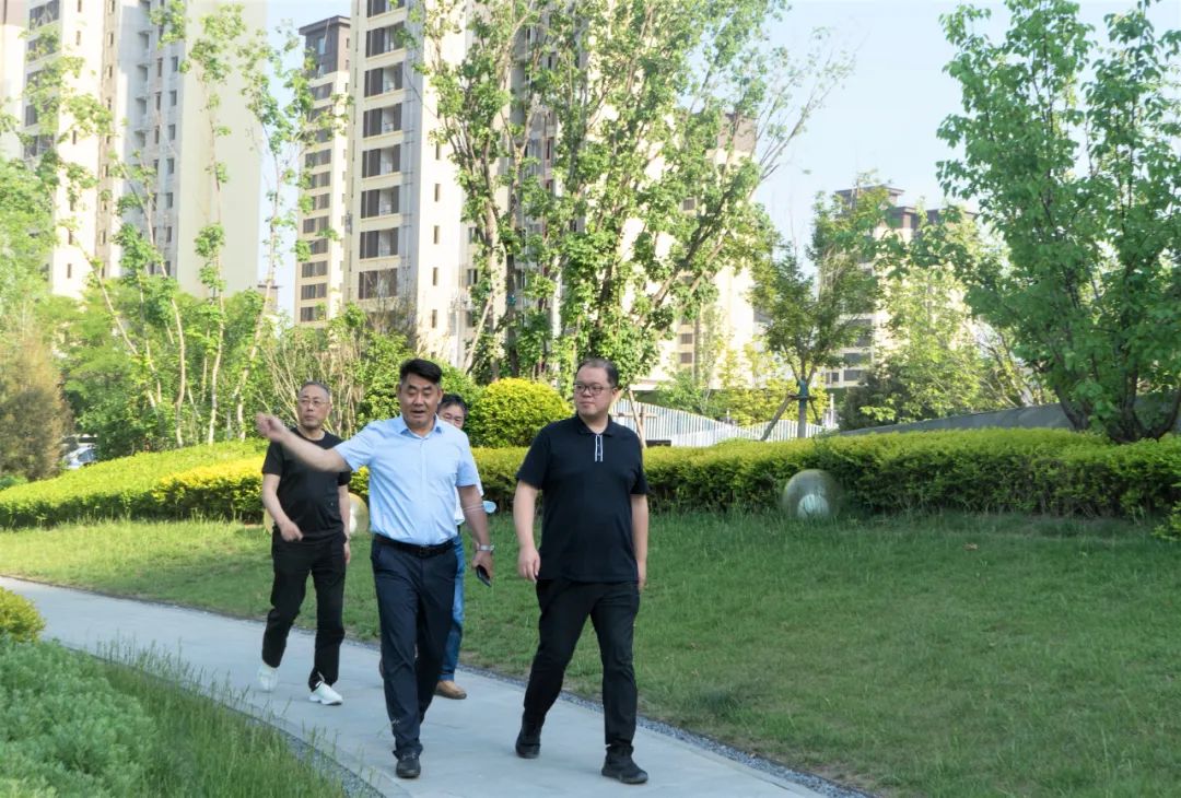 集团副总裁陆峰一行莅临天津区域公司调研指导