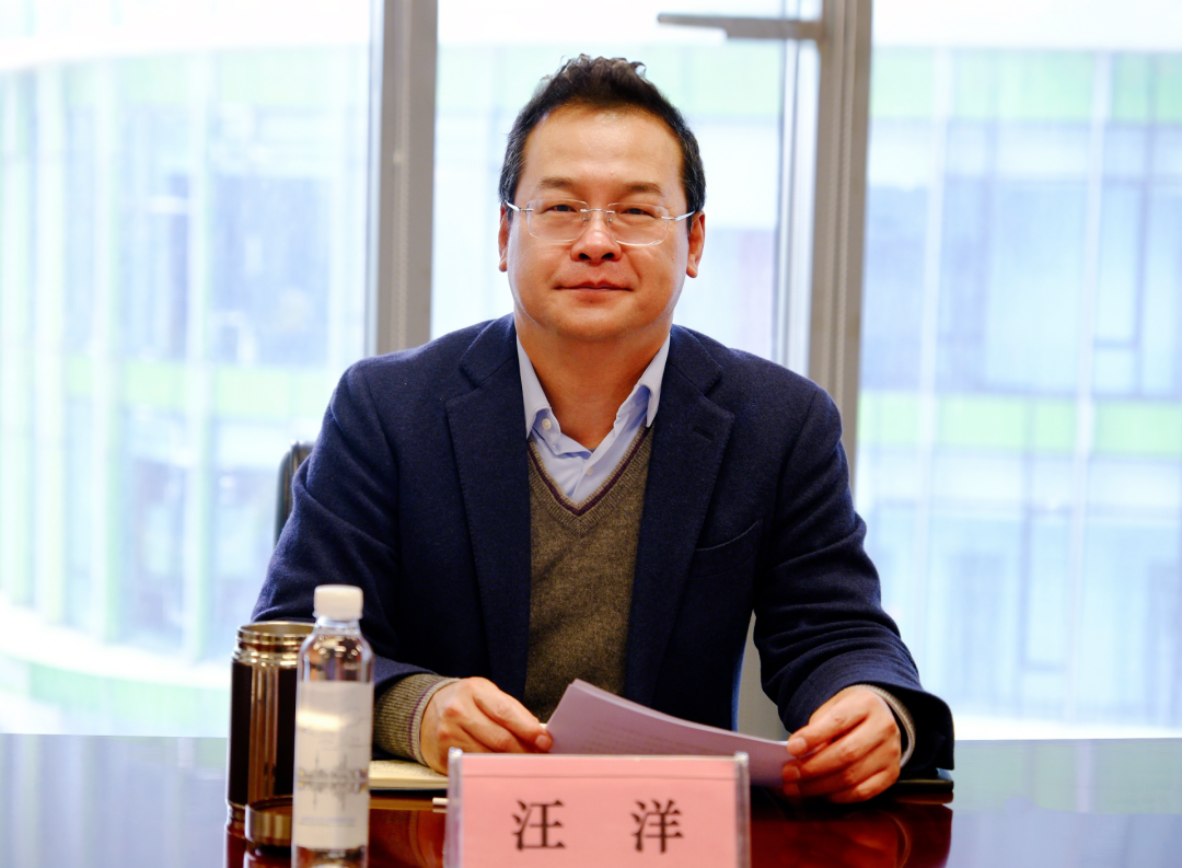 房产公司召开领导班子民主生活会