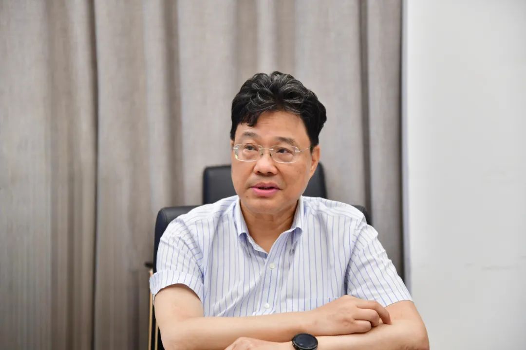 叶卫东一行赴海玥黄浦源专题推进项目建设